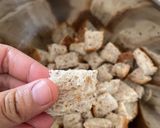 Foto langkah ke 2 dari resep Kue Roti Kismis Simple!.
