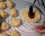 A picture of step 9 of Filipino pan de coco.