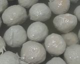Foto langkah ke 7 dari resep Bakso Sapi asli kenyal.