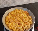 Foto langkah ke 3 dari resep Omelet Macaroni.
