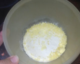 Foto del paso 3 de la receta: Semifrío de cuajada de limón con base de almendrados y fresas