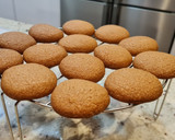 Foto del paso 5 de la receta: Galletas de miel, nocilla blanca y canela