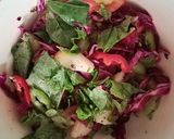A picture of step 10 of Spinach pancake with spicy salad.