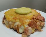 Foto del paso 11 de la receta: Arepa rellena de salchicha, pimentón, cebolla y queso🥯🌭🧀