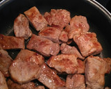 Foto del paso 4 de la receta: Solomillo de cerdo en salsa de champiñones