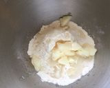 Une image de l'étape 3 de Pâte brisée sucrée au saindoux.