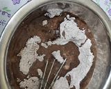 A picture of step 2 of Chocolate choco chips cake.
