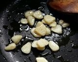 Foto langkah ke 2 dari resep Sambal Sari Laut/Kemangi.