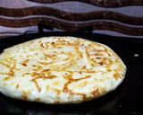 A picture of step 5 of Egg paratha.