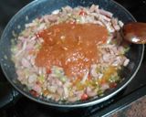Foto del paso 4 de la receta: Pasta con salteado de salchichas y bacon