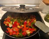Foto del paso 1 de la receta: Bacalao con salsa de tomate