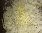 Foto del paso 3 de la receta: Curry de cebolla para comer con pan
