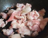 Hình bước làm 1 của món Cà rốt xào thịt