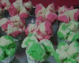 Foto langkah ke 5 dari resep Bolu kukus mekar lembut.