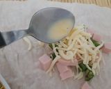 Foto langkah ke 3 dari resep Martabak Isi Sosis Keju.