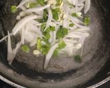 A picture of step 1 of Simple maggi.