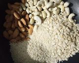A picture of step 1 of Til Gud Burfi.