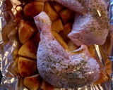 Foto del paso 2 de la receta: Pollo Asado con Patatas a mi Estilo 🤤