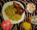 A picture of step 5 of Fried rice, chicken and salad.