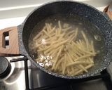 Foto del passaggio 7 della ricetta Fileja con Salsa di Datterini e Zenzero con Pesce