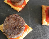 Foto del paso 5 de la receta: Hojaldre con morcilla vegana