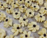 Foto langkah ke 4 dari resep Kue Sagu Original.
