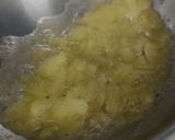 A picture of step 3 of Apple Pancake With Mulberry Topping.