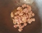 Foto langkah ke 3 dari resep Tumis Daun singkong ayam.