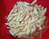 صورة لخطوة 1 من وصفة بطاطا مقلية بالطماطم والبيض 😋😋😋😋😋😋😋😋