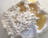 Hình bước làm 1 của món Bánh hoa sen ngàn lớp NCKD