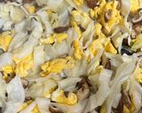 A picture of step 3 of XO Sauce Fried Rice with Egg.