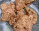 Foto langkah ke 2 dari resep Korean Honey Fried Chicken.