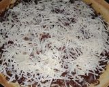 Foto langkah ke 9 dari resep Martabak manis / terang bulan abang abang full sarang.