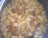 Φωτογραφία βήματος 2 της συνταγής Χειμωνιάτικη σούπα με μπρόκολο, πατάτες και τυρί cheddar 🥦🧀🥔
