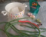 Foto langkah ke 4 dari resep Tumis Kacang Panjang dan Tahu Putih kecap Bango.