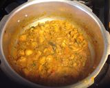 A picture of step 4 of Mushroom Biryani.