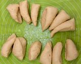 Foto langkah ke 4 dari resep Donat Empuk Tanpa Ulen.