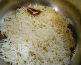 மணமணக்கும் மட்டன் வெள்ளை பிரியாணி(FlavourfulMuttonWhiteBiriyani) ரெசிபி ஸ்டேப் 9 புகைப்படம்