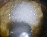 A picture of step 4 of Aloo ka halwa.