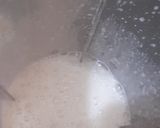 A picture of step 2 of Strawberry dry fruit shake (fresh strawberry).