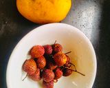A picture of step 1 of Lychee Mango Smoothie.