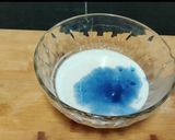 A picture of step 5 of Butterfly pea urad dal dosa.