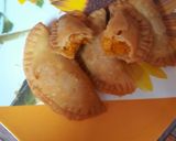 A picture of step 7 of Boondi gujhiya.