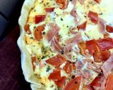 Foto del paso 4 de la receta: Tarta caprese de jamón, queso 🧀,tomate 🍅 y orégano