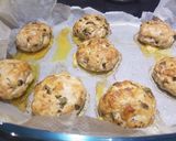 Foto del paso 4 de la receta: Hamburguesas de pavo y albahaca rellenas con queso