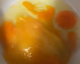 Foto del paso 3 de la receta: Cena rápida e improvisada: tortilla de habitas baby en aceite de oliva
