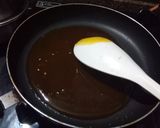 A picture of step 3 of Till chikki.