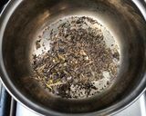 Foto langkah ke 1 dari resep Roasted Milk Tea.