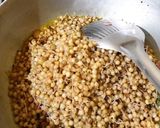 A picture of step 3 of Jowar Sprouts Usli.
