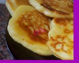 A picture of step 5 of American pancakes.